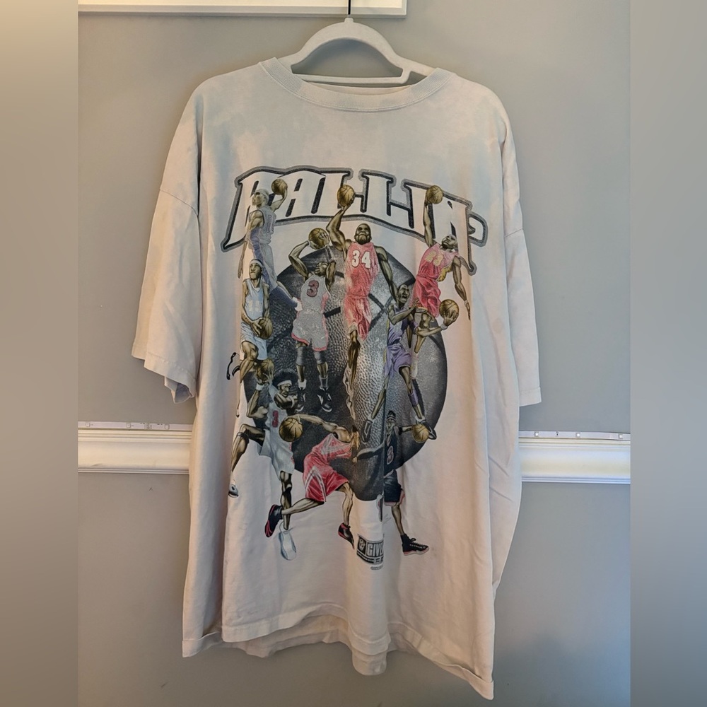 Men’s Vintage Basketball Tee